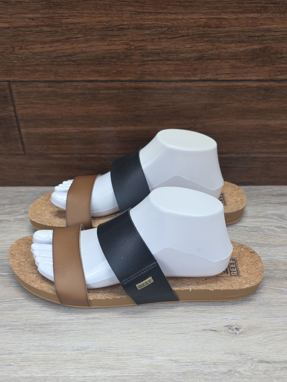 NWOT​ Reef Cushion Water Vista Slide Sandal Two Strap Tan Black Womens Sz 11